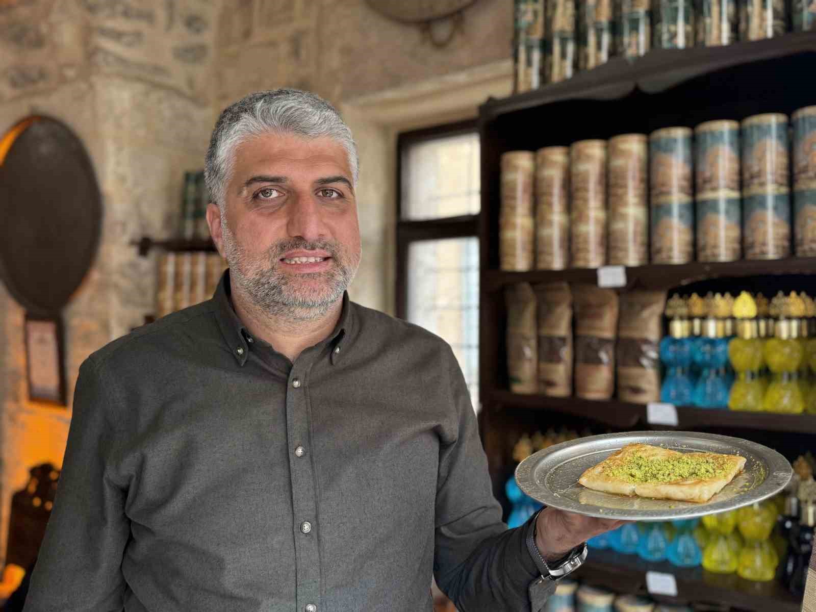 mardinde kahiye tatlisi gelenegi ramazanda da yasatiliyor 6 3su9H5qV