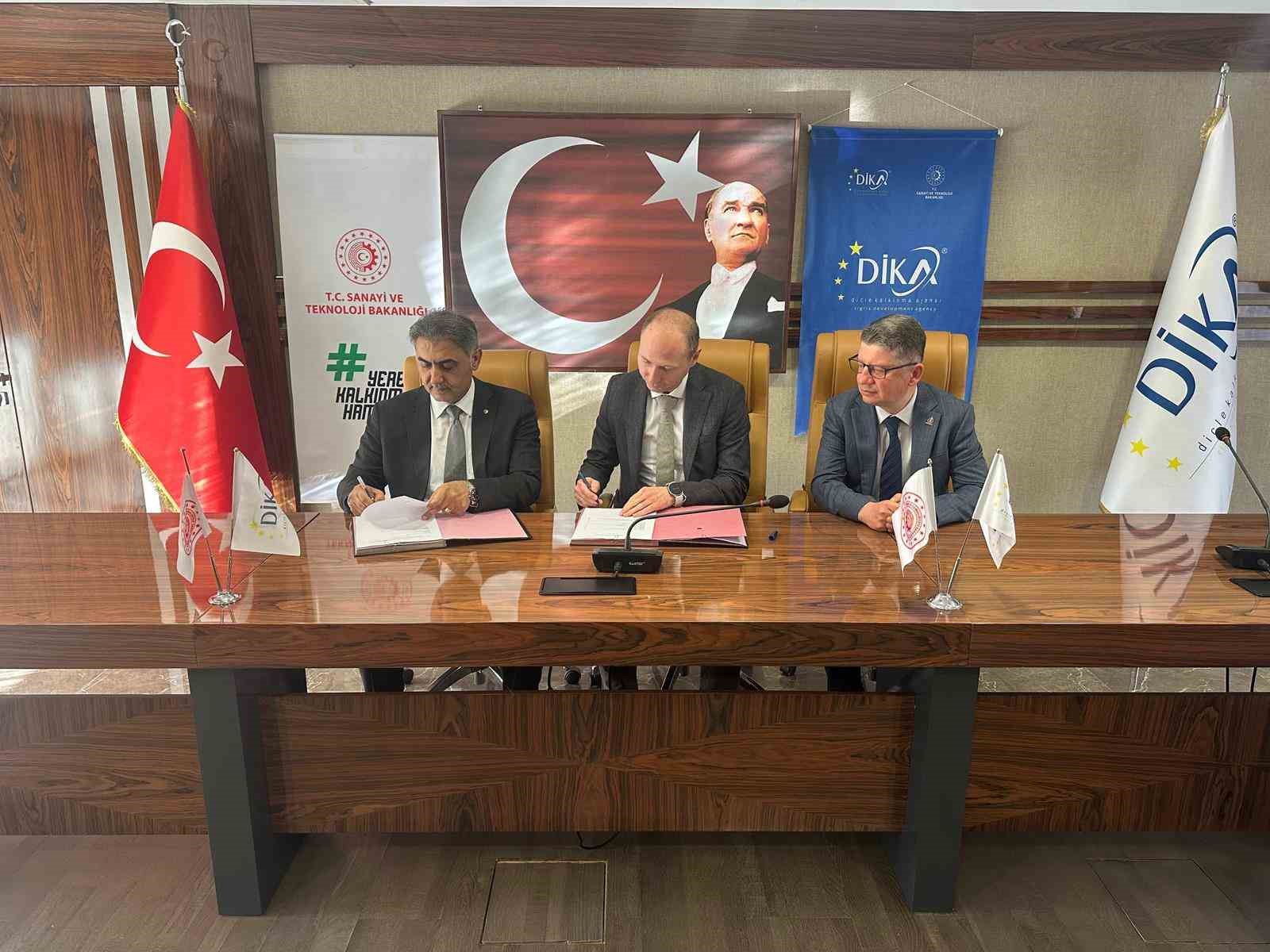 mardinde lojistik ussu projesi icin imzalar atildi 1 NwAMrfEm