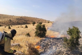 Ankara’da bir şahıs silahlarıyla restoranda gelip saldırı girişiminde bulundu 1 thumbnail