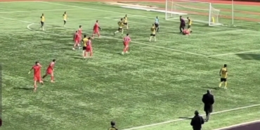mardinde-penalti-sonrasi-cikan-kavgada-futbolcu-tutuklandi-scL3rm4m.jpg