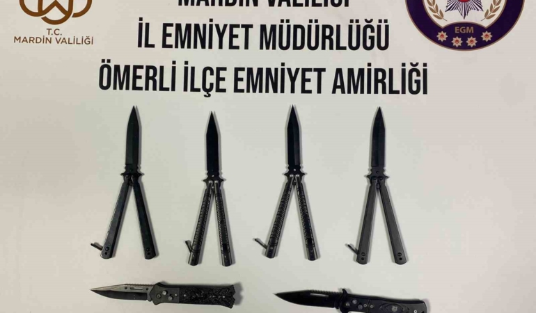 mardinde-seyyar-saticida-kelebek-ve-sustali-bicak-yakalandi-jGdVLaBi.jpg