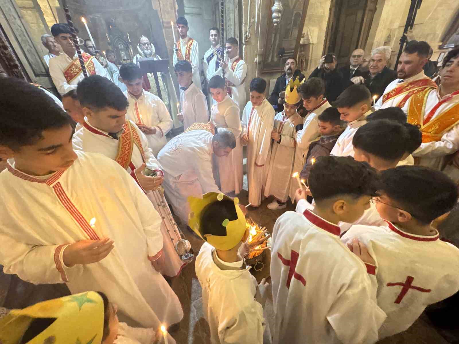 mardinde suryani hristiyanlar noeli kirklar kilisesinde ayinle karsiladi 3 kqQXfH5k