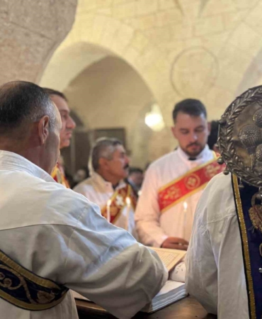 mardinde-suryani-hristiyanlar-noeli-kirklar-kilisesinde-ayinle-karsiladi-pSpbyx4c.jpg