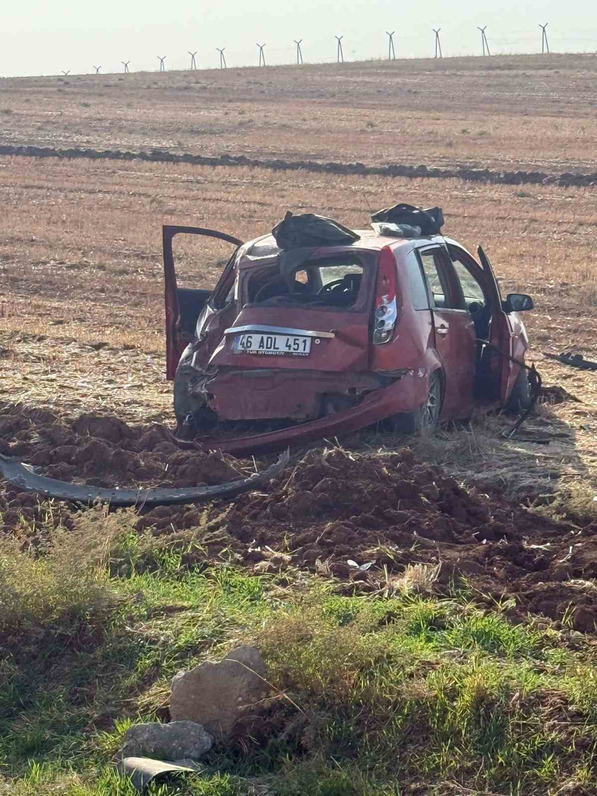 mardinde trafik kazasi 4 yarali 0 rtL64BWp