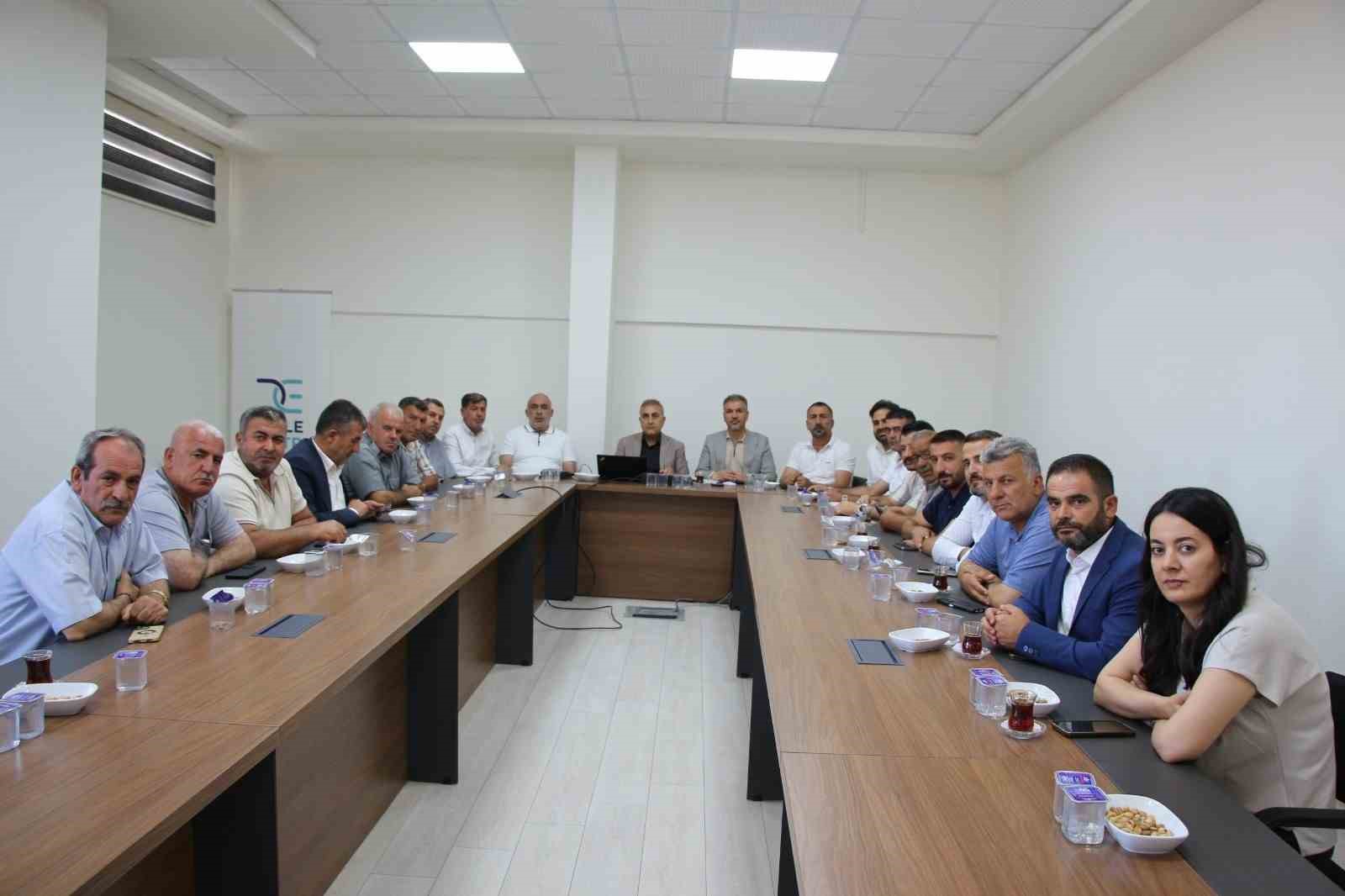 mardinli muhtarlar dicle elektrikin yatirimlarini memnuniyetle karsiladi 0 jBC7fTgv