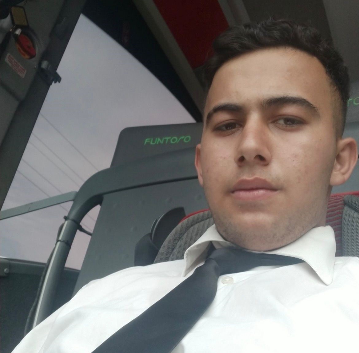 Market tartışmasında cinayete kurban giden 19 yaşındaki gencin cenazesi morgdan alındı 5 market tartismasinda cinayete kurban giden 19 yasindaki gencin cenazesi morgdan alindi 1 AS6Fy9kF