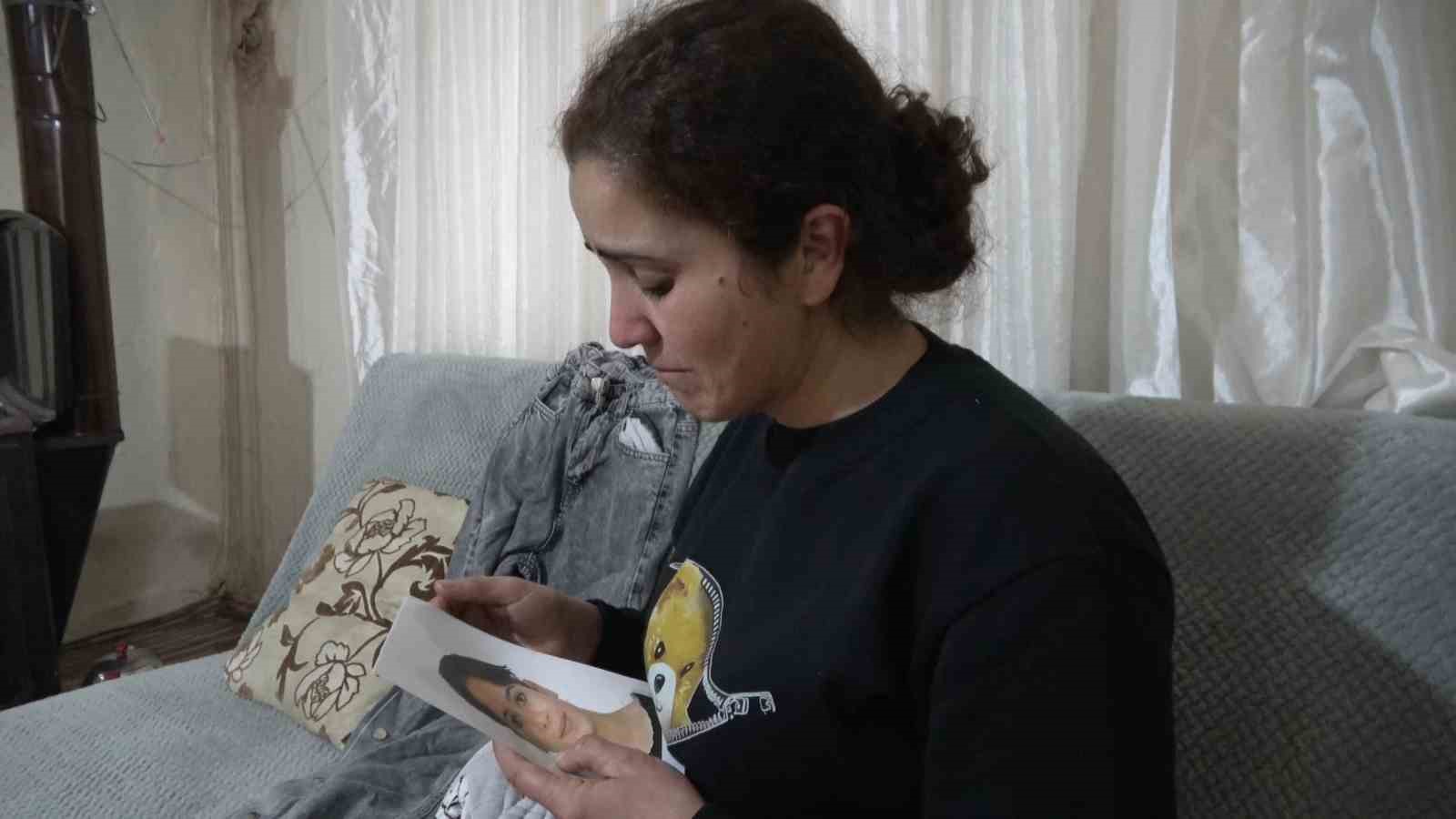 markete gidiyorum dedi sirra kadem bastianneden yurek yakan cagri 2 C9e4IFZO