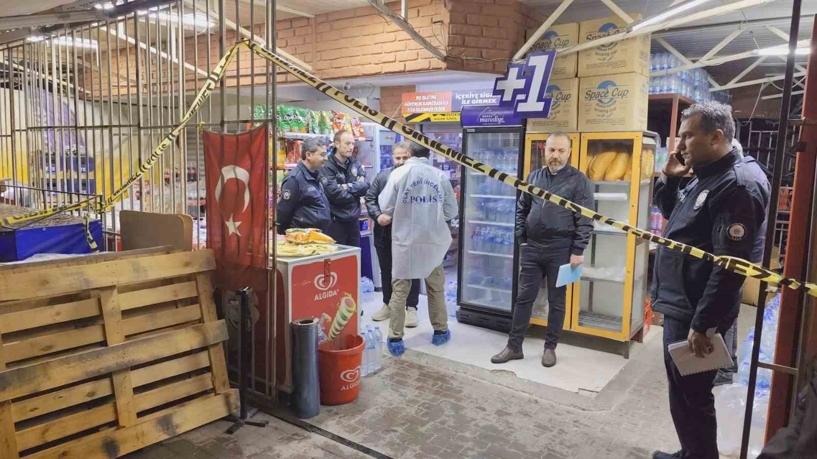 markette isyeri sahibinin oglu ile musteri arasindaki tartisma cinayetle sonuclandi 14 SkXC41Fl