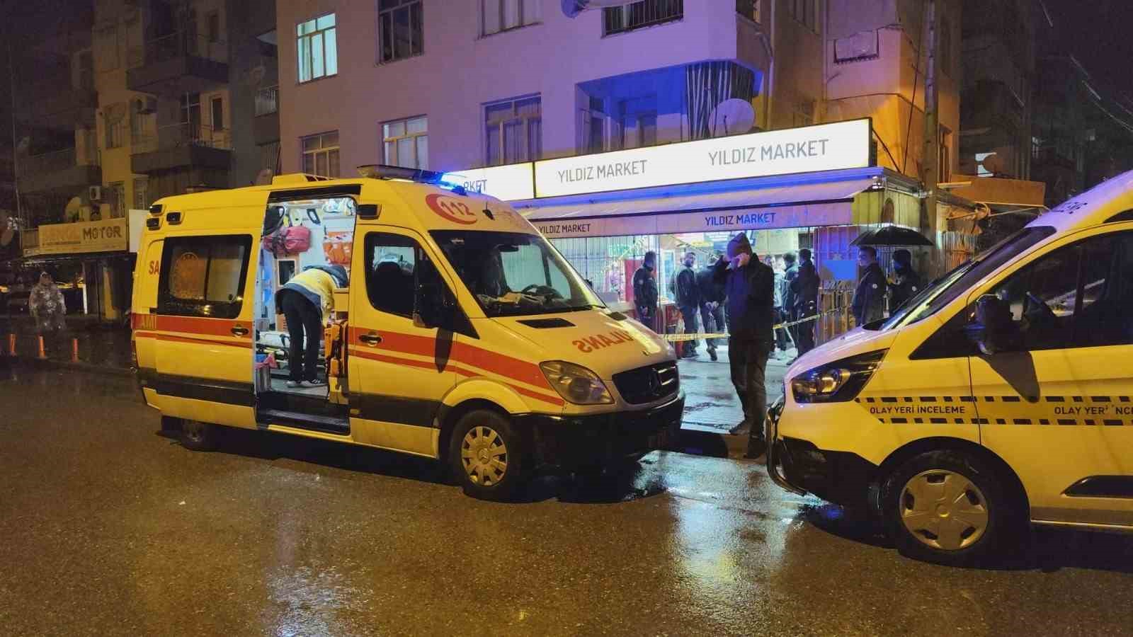 markette isyeri sahibinin oglu ile musteri arasindaki tartisma cinayetle sonuclandi 15 5tKau28Z