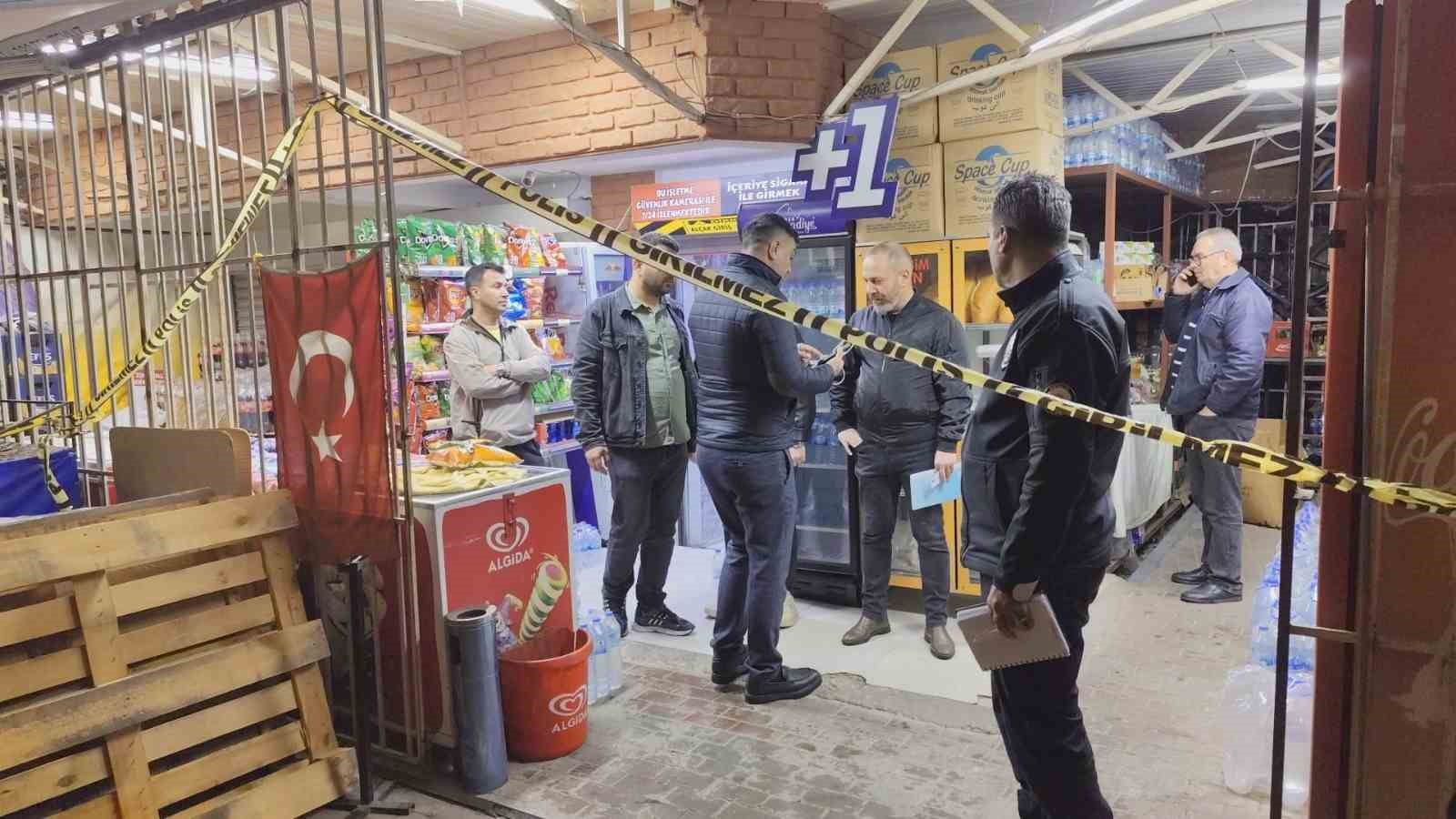 markette isyeri sahibinin oglu ile musteri arasindaki tartisma cinayetle sonuclandi 16 NRZmg1D6