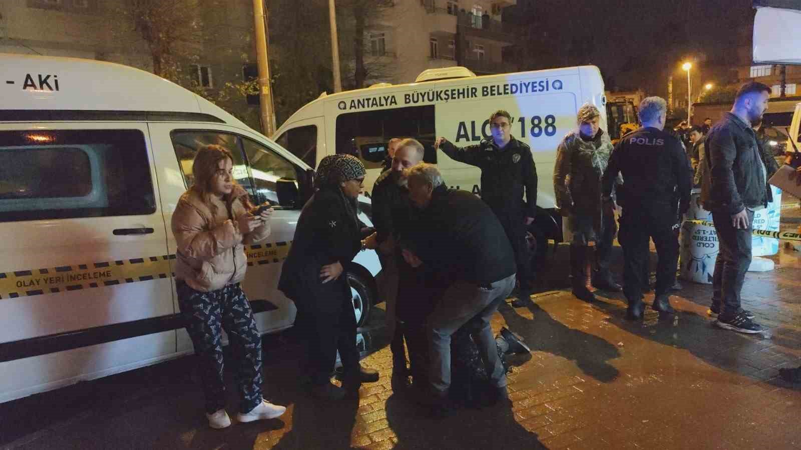 markette isyeri sahibinin oglu ile musteri arasindaki tartisma cinayetle sonuclandi 6 uqUltQb9