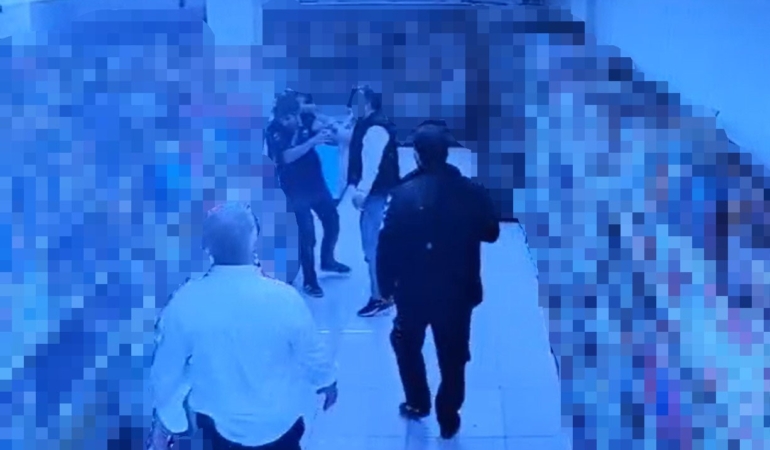 markette-seker-dokme-diye-uyarinca-darbedildi-o-anlar-kamerada-Hv2alntX.jpg