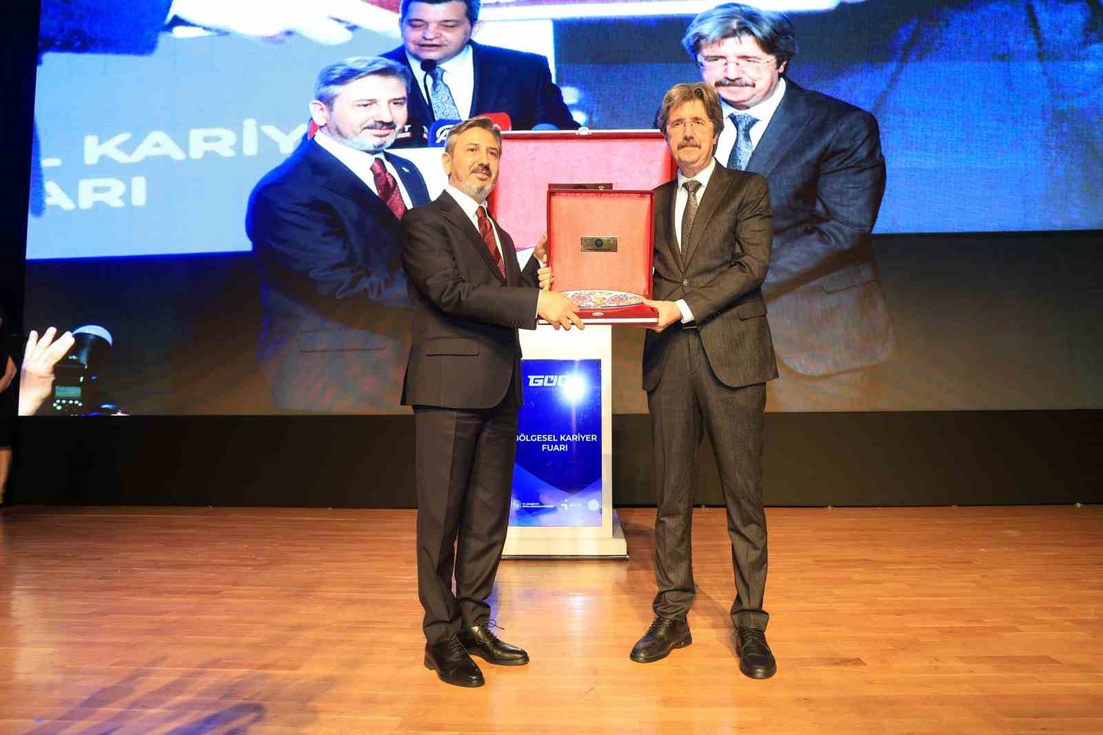 "Marmara Kariyer Fuarı 2026" BUÜ’de başladı 5 marmara kariyer fuari 2026 buude basladi 1 647CYQm5