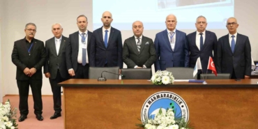marmarabirlikte-yeni-donem-ali-yildiz-ve-ekibi-4-yilligina-goreve-secildi-fCXE7VvR.jpg