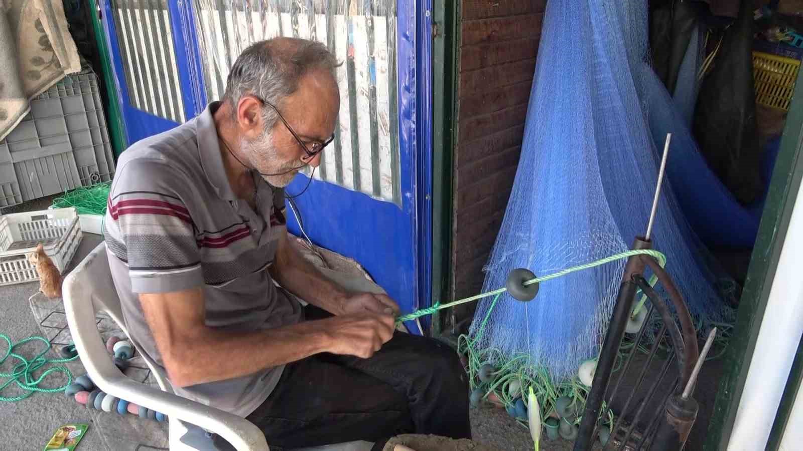 Marmara’nın emektar balıkçıları, müsilaj ve bilinçsiz avlanmadan şikayetçi 5 marmaranin emektar balikcilari musilaj ve bilincsiz avlanmadan sikayetci 1 6ItDg8Lm