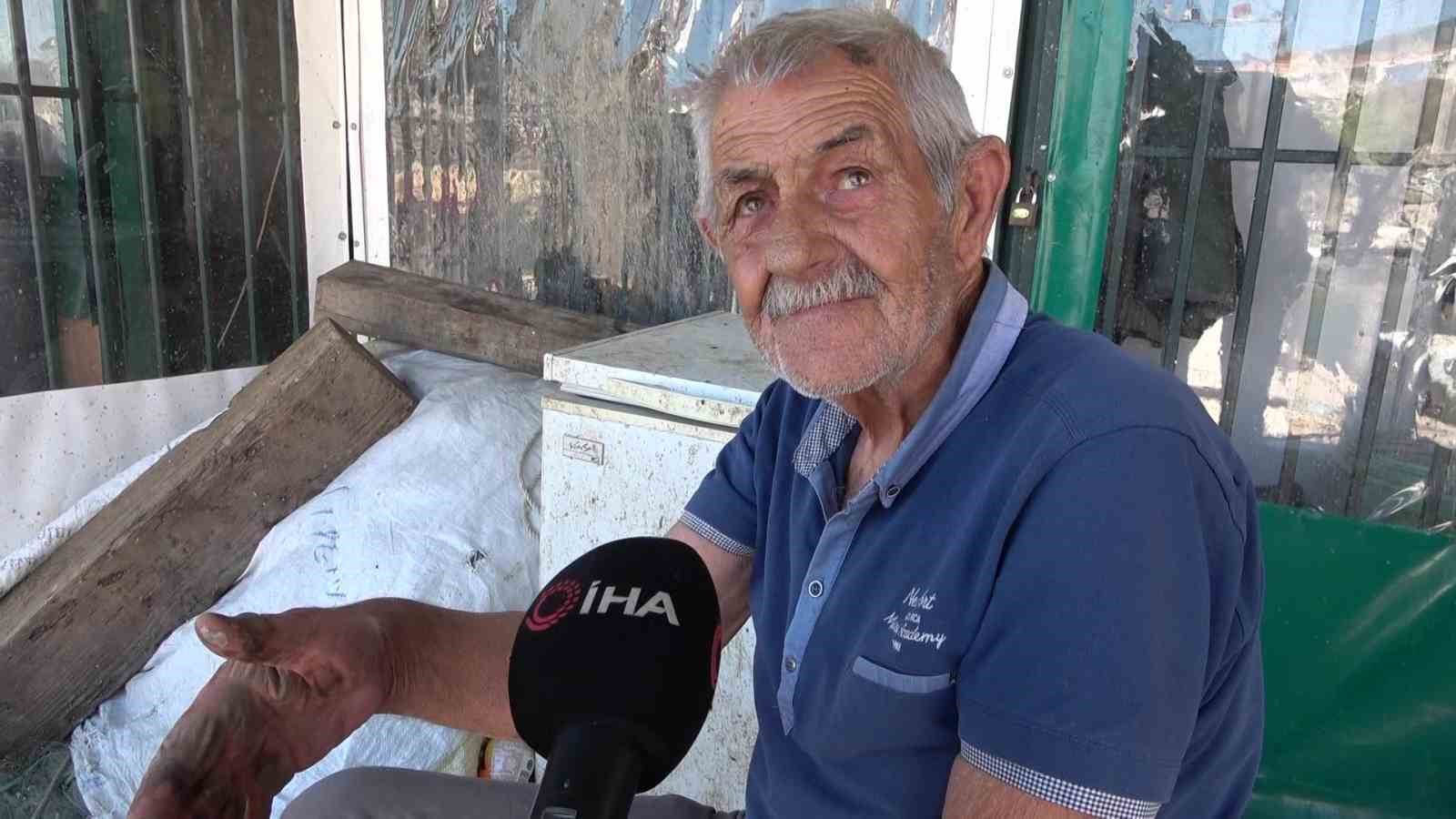 Marmara’nın emektar balıkçıları, müsilaj ve bilinçsiz avlanmadan şikayetçi 6 marmaranin emektar balikcilari musilaj ve bilincsiz avlanmadan sikayetci 2 LGP7lLak
