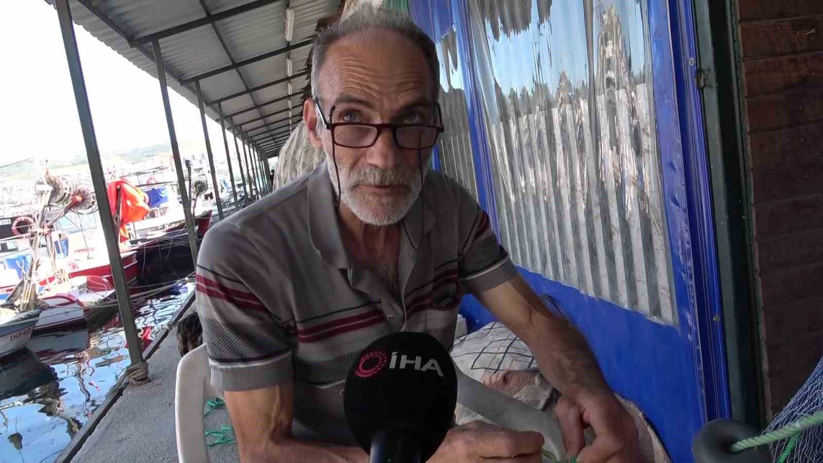 Marmara’nın emektar balıkçıları, müsilaj ve bilinçsiz avlanmadan şikayetçi 7 marmaranin emektar balikcilari musilaj ve bilincsiz avlanmadan sikayetci 3 Qcq1gZWy