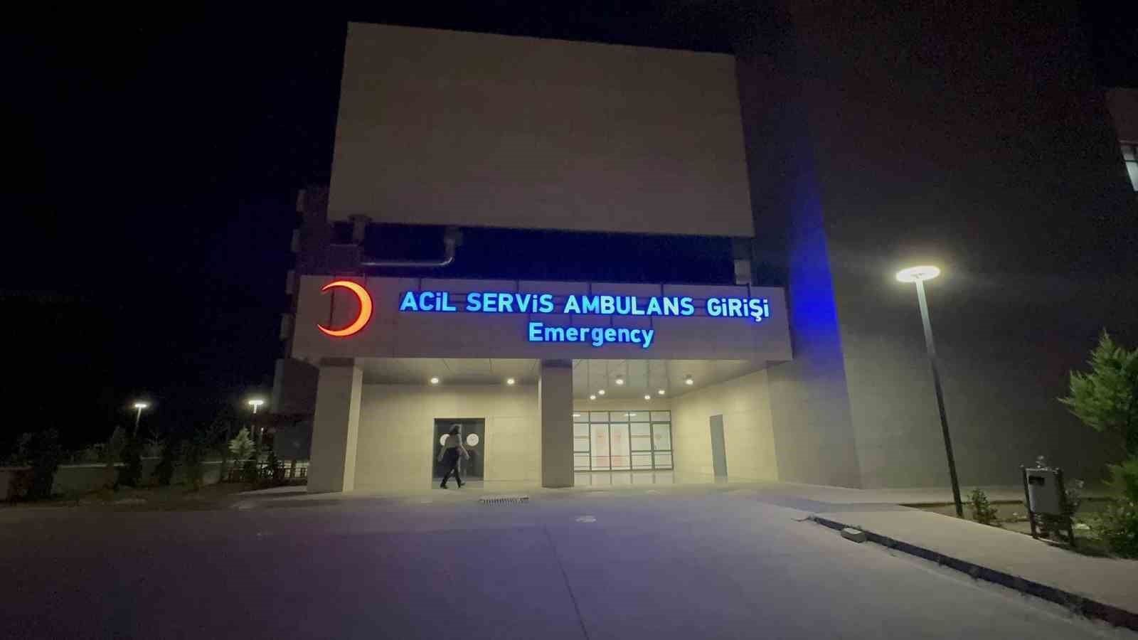 marmaris aciklarinda gocmen botu batti 1 olu 2 kayip 0 N8eUcgLn