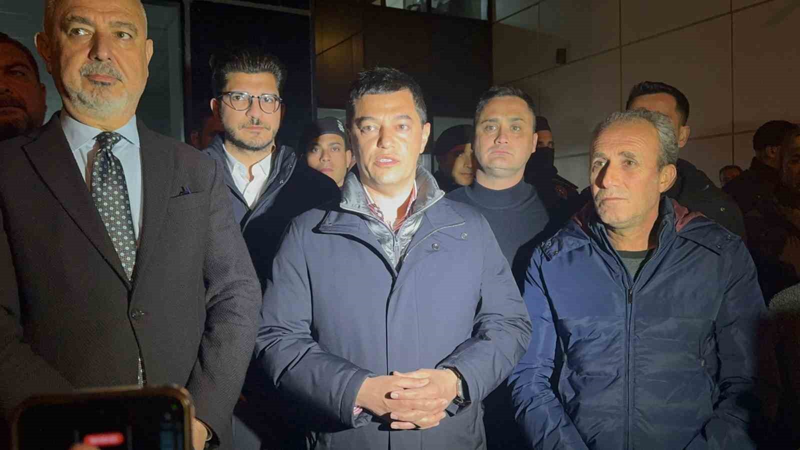 marmaris belediyesine gece yarisi yapilan baskinla ilgili baskan unlunden aciklama 1 2UIubt8n