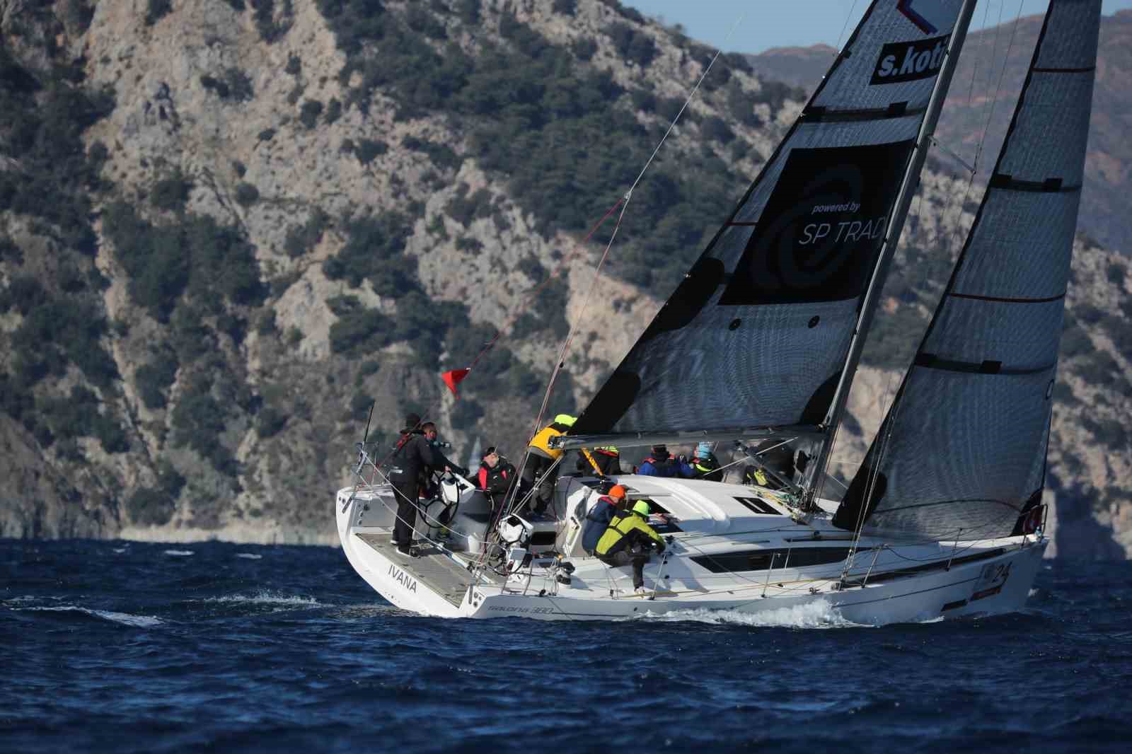 marmaris korfezinde yine yelkenler fora oldu 10 WnqCBpv4