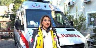 marmarisin-tek-kadin-ambulans-surucusu-fatma-nur-ucar-onceligimiz-hayat-kurtarmak-q8HBqEx2.jpg