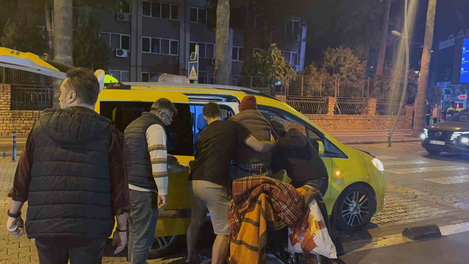 marmariste 70 yasindaki kibris gazisi saatler suren ikna cabalarinin ardindan aparta yerlestirildi 7 KCe1Cnbg