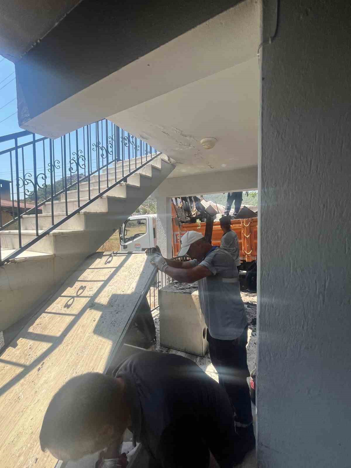 Marmaris’te eski koca dehşeti 4 marmariste eski koca dehseti 0 U6K776zz