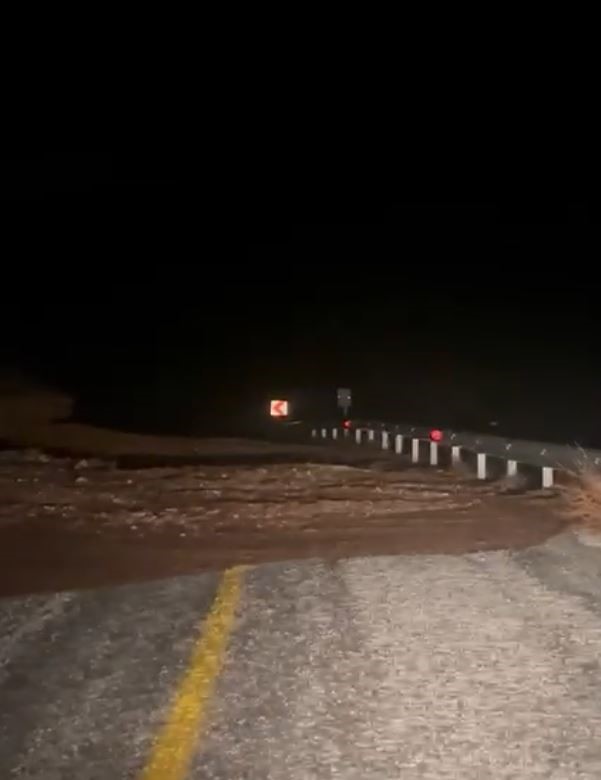 marmariste saganak yagis etkili oldu yollar dereye dondu 5