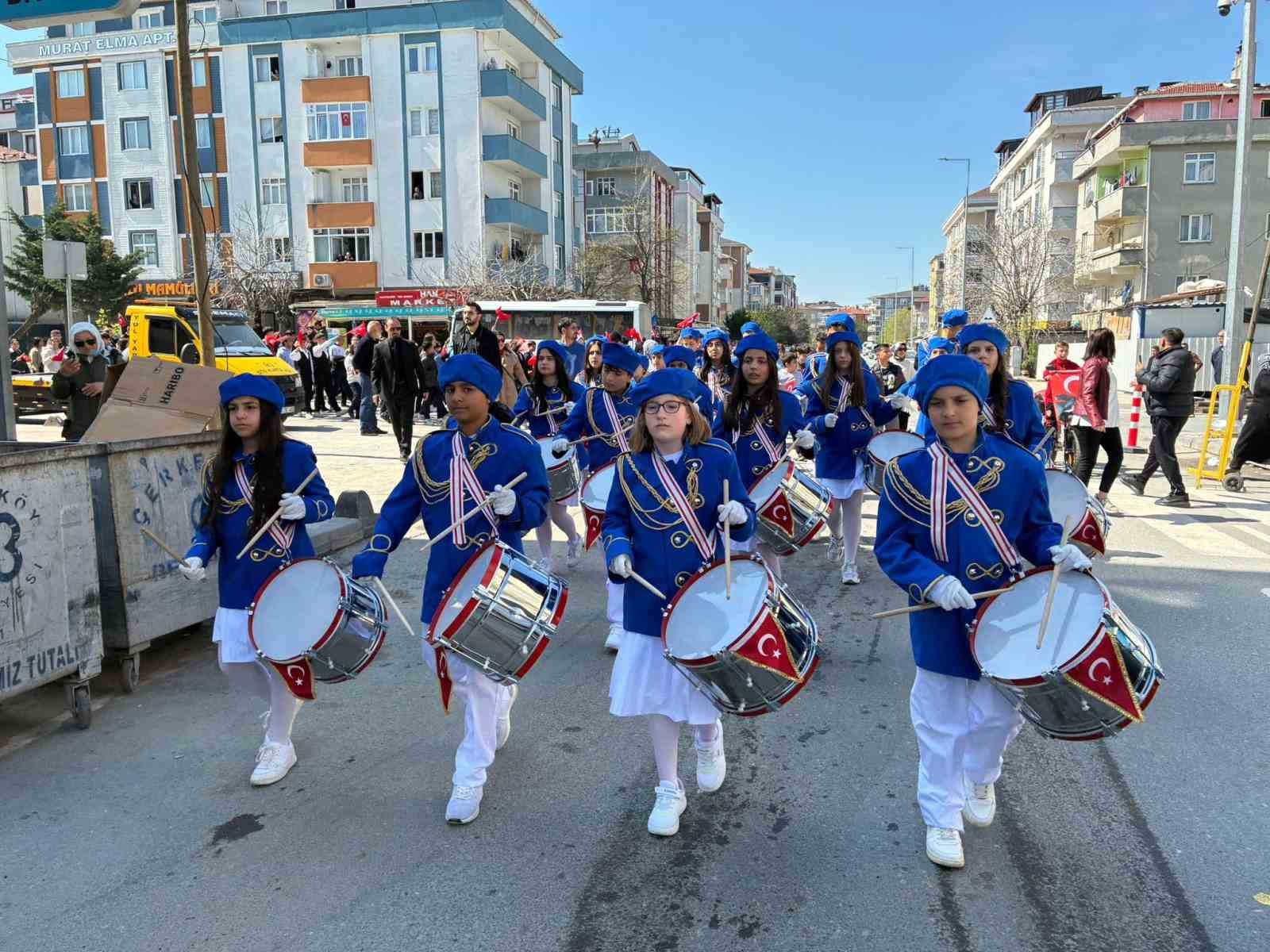 marslar esliginde mahalleyi turladilar 0 ysuMMMYy