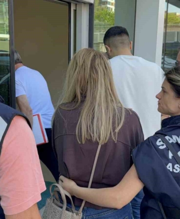 masaj-salonuna-fuhus-operasyonunda-3-kisiye-adli-kontrol-A3JS8ZQy.jpg