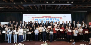 matematikte-dereceye-giren-imam-hatipliler-odullerini-aldi-d5bijsX8.jpg
