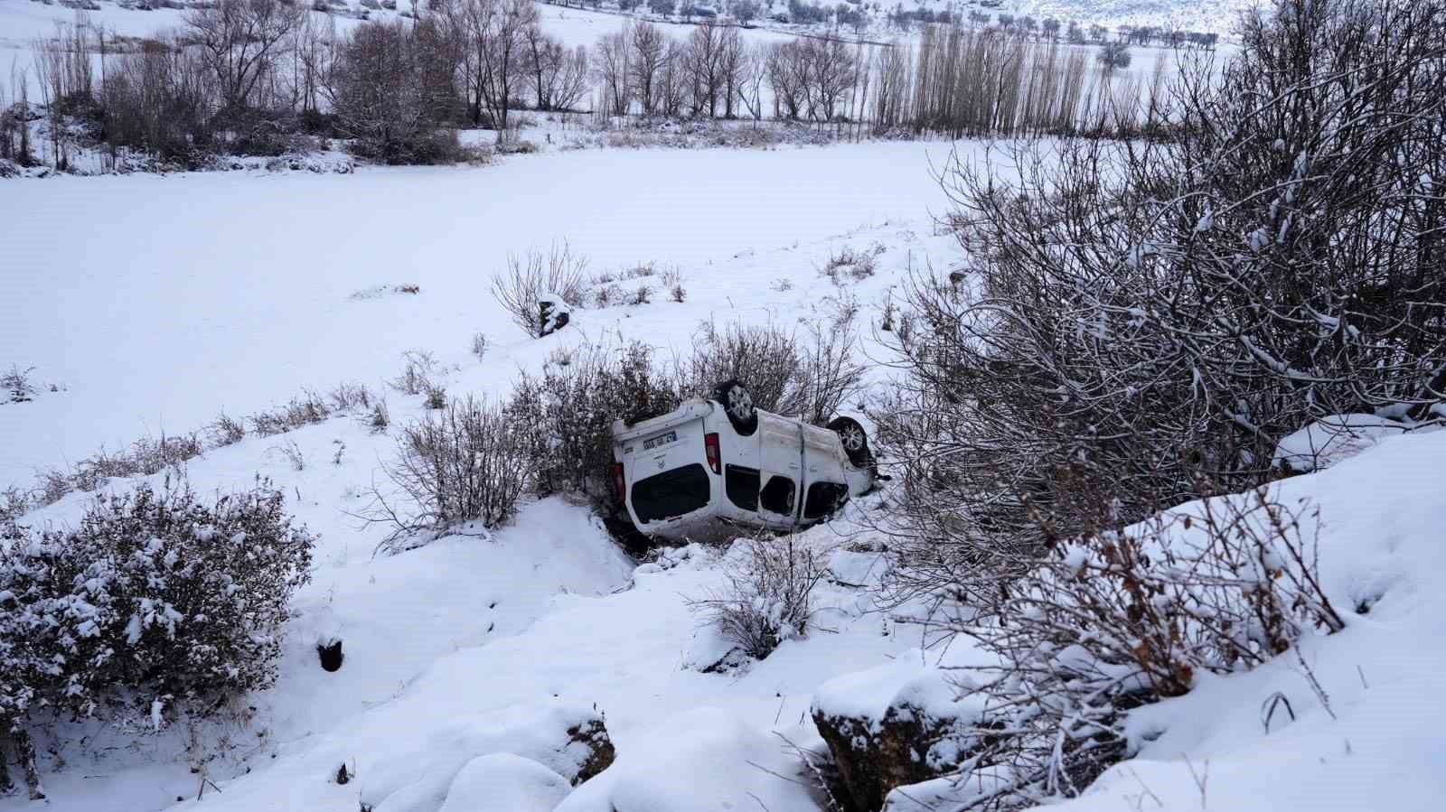 mazidaginda kar yagisi kazaya neden oldu 6 yarali 0 23g9UZV2