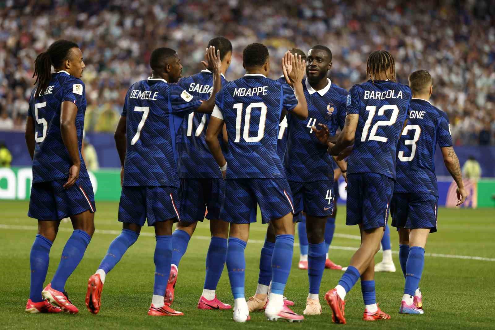 Mbappe ve Haaland, golleriyle ülkelerini son 32 turuna taşıdı 6 mbappe ve haaland golleriyle ulkelerini son 32 turuna tasidi 2