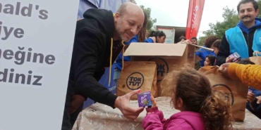 mcdonalds-turkiye-ramazan-dayanismasini-hataya-tasidi-F1UOmHyz.jpg