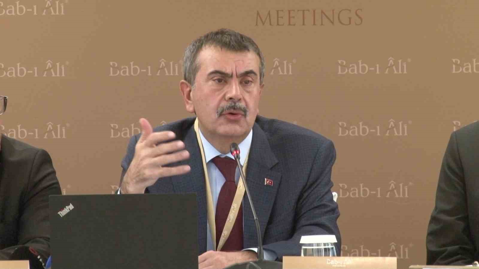 meb baskani tekin sinavlarda yapay zeka destekli acik uclu sorular olacak 2 zsptZ4IG