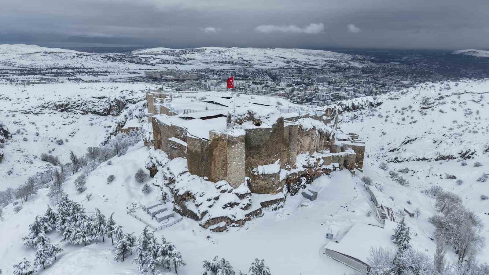 medeniyetlerin besigi harput beyaza burundu kartpostallik goruntuler olustu 6 s3iGbkHg