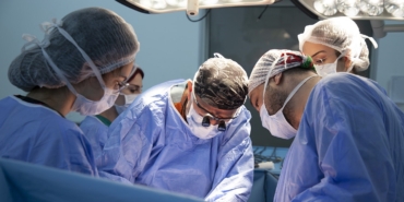 medical-point-hastanesinde-bir-ayda-19-hastaya-umut-olundu-ztKzzRaO.jpg