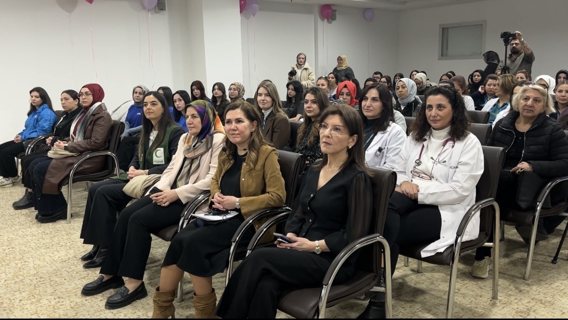 medicana konya hastanesinde kadinlarin gucu konusuldu 1 DQSUfjAU