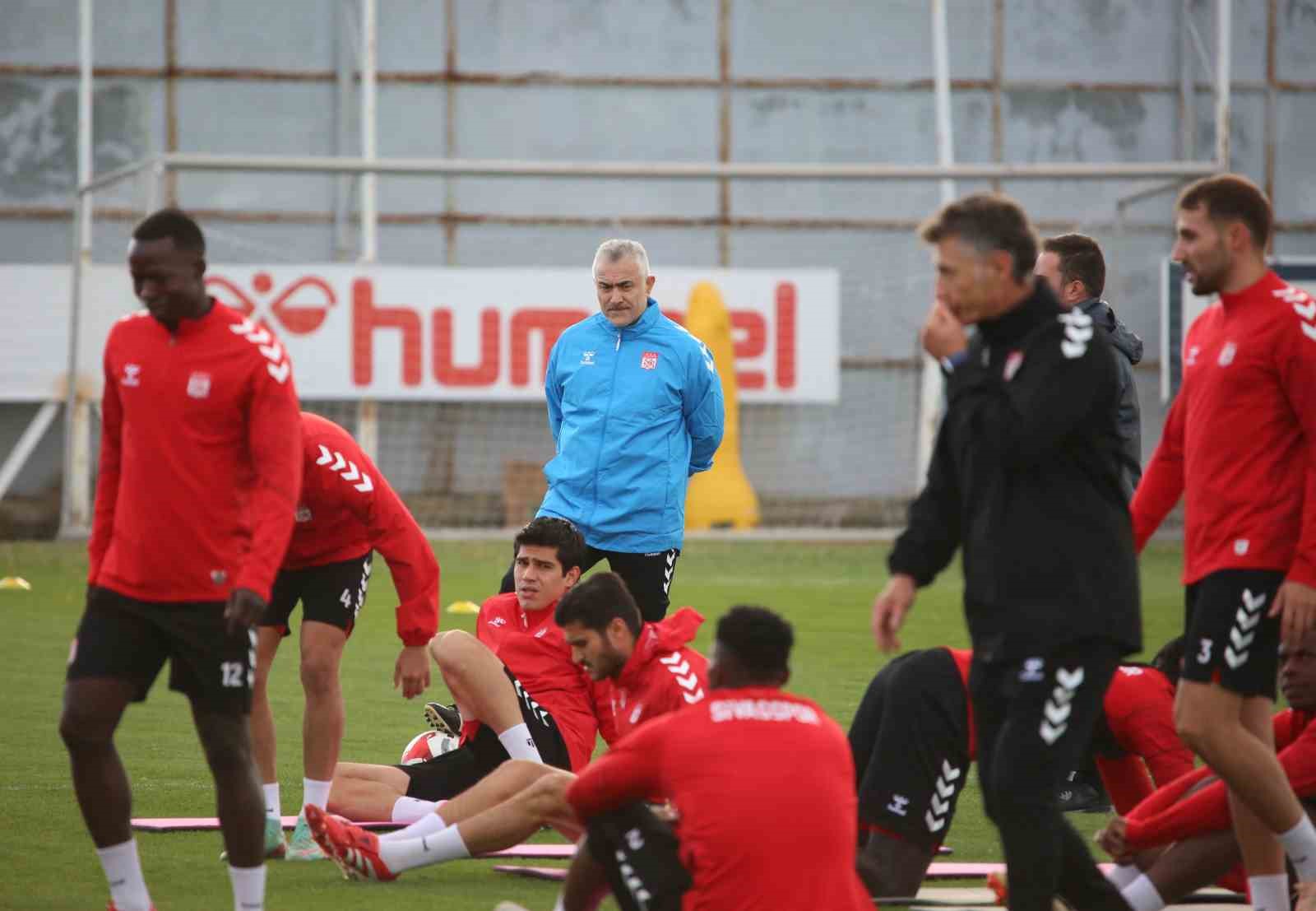 mehmet altiparmak oncelikli hedefimiz play off 6 E24Ykwjs
