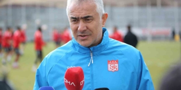 mehmet-altiparmak-ust-siralarda-yer-almak-istiyoruz-rm2B5ubZ.jpg