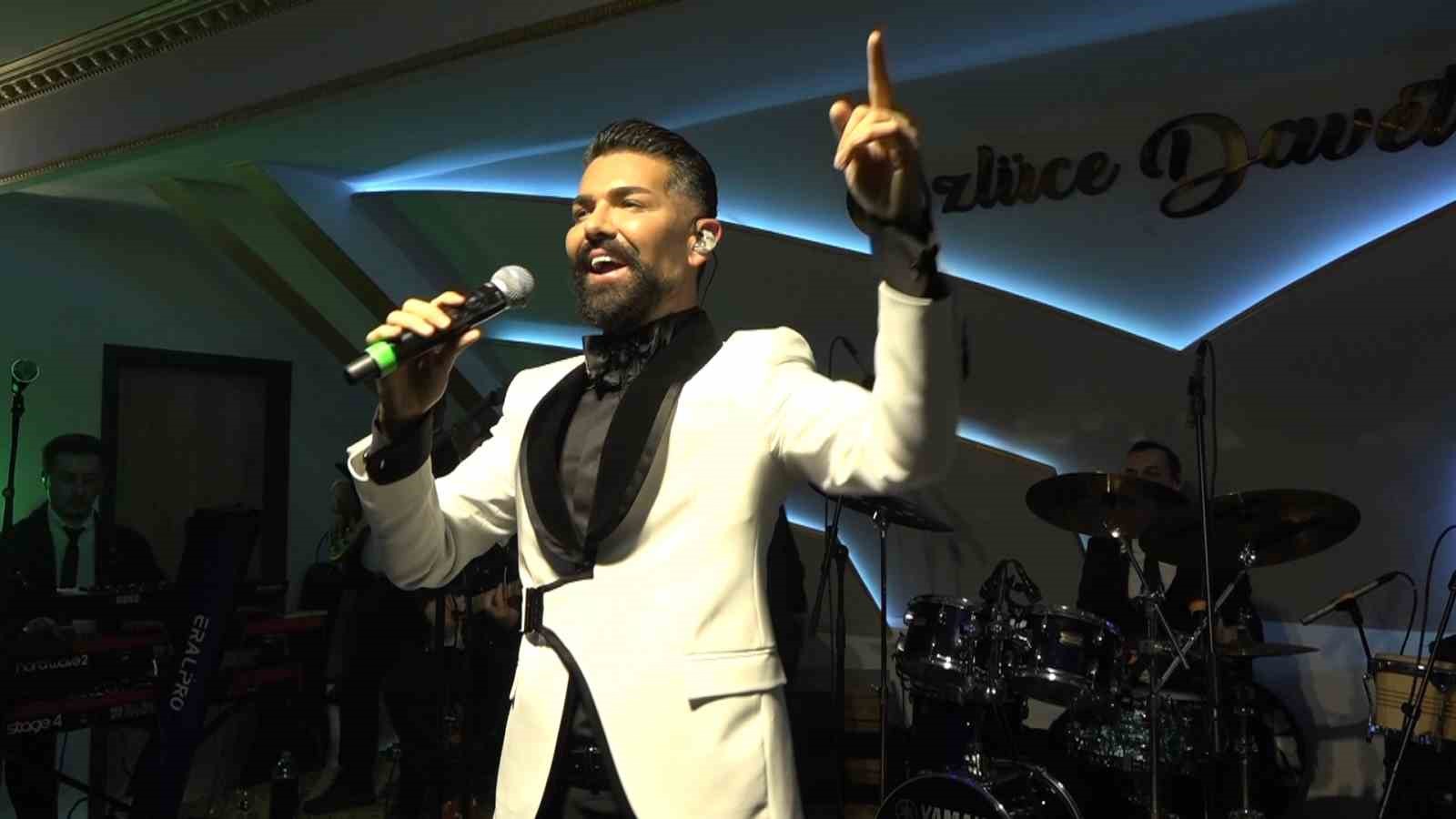mehmet cevikten ogretmenler gununde 600 ogretmene unutulmaz konser 5