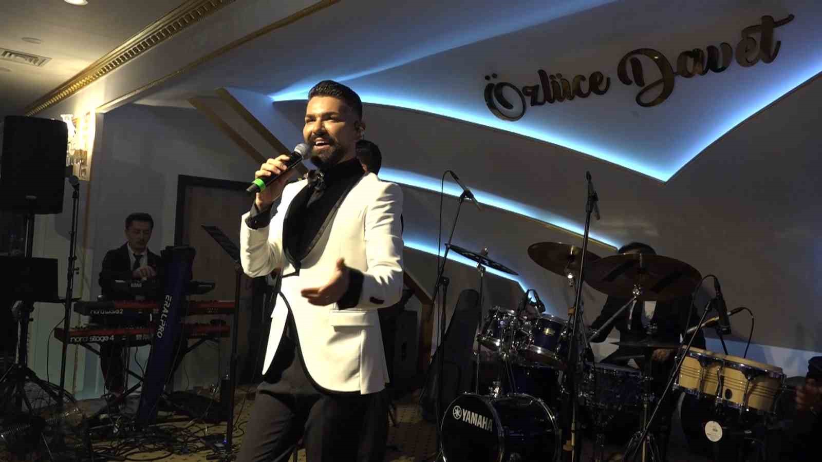 mehmet cevikten ogretmenler gununde 600 ogretmene unutulmaz konser 6 aRCr1iZp