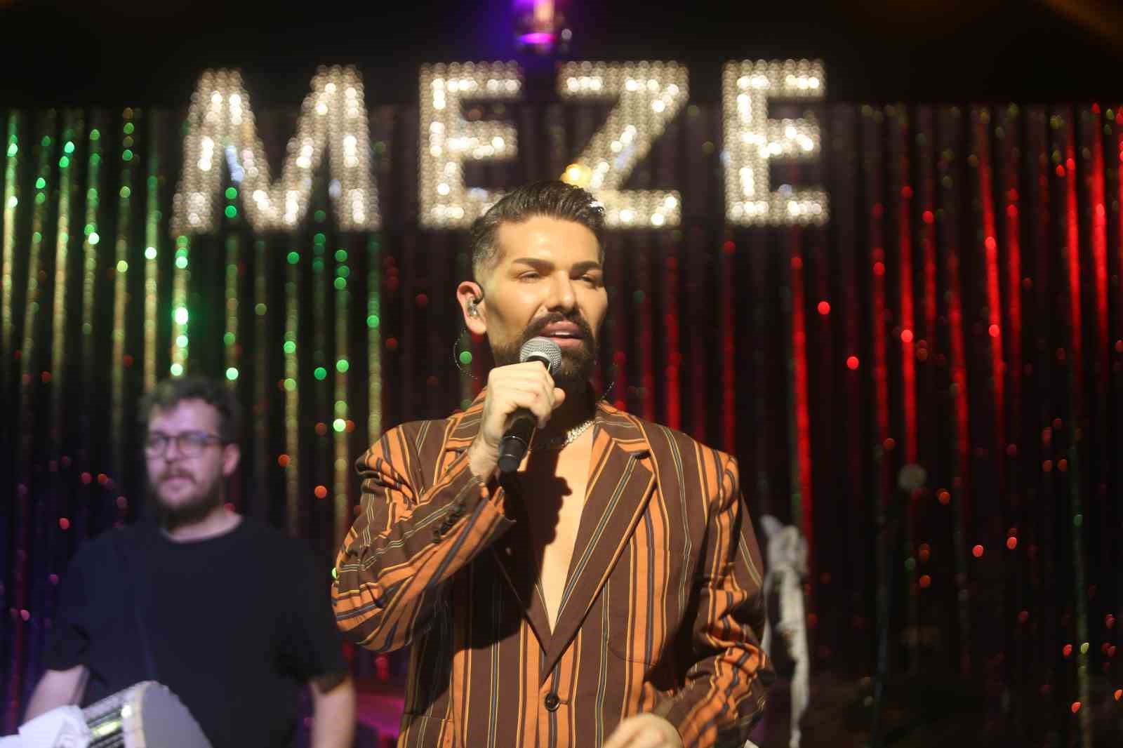 mehmet cevikten samimi itiraflar sahne askim hic bitmedi 2 MUzbepqY
