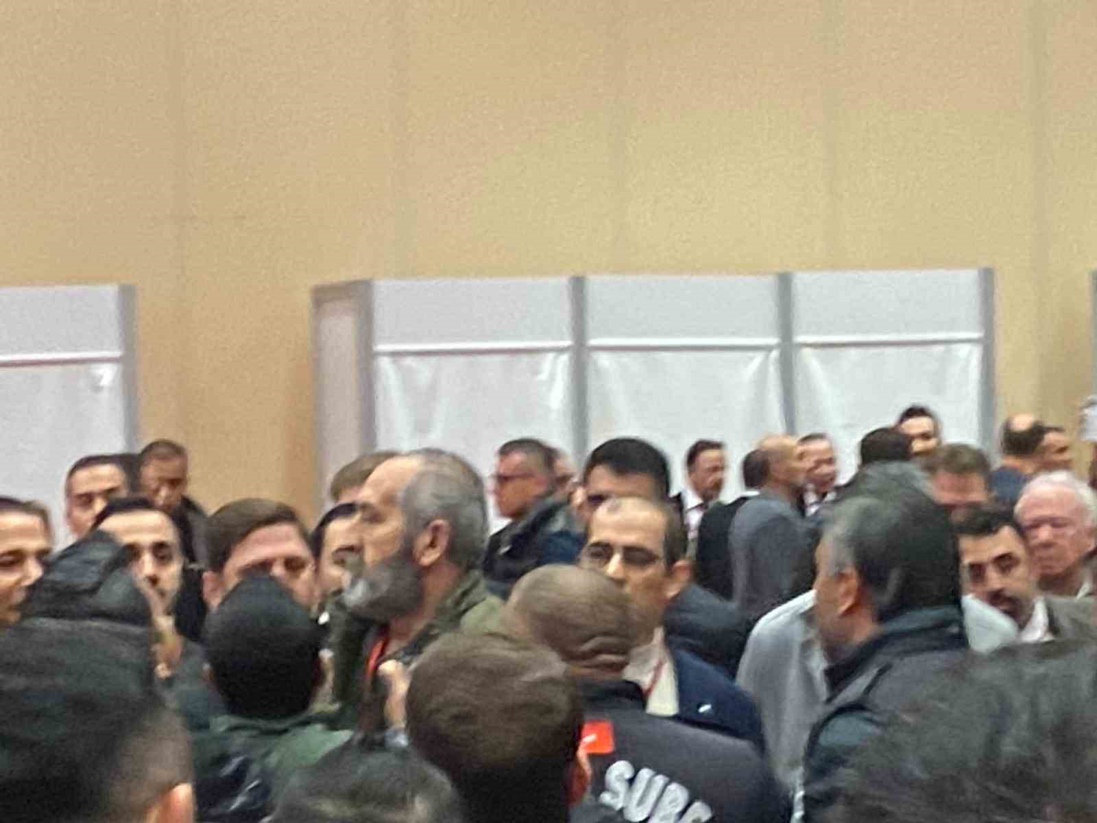 mehmet kaya adayliktan cekildi 3 VIQ9FI3u