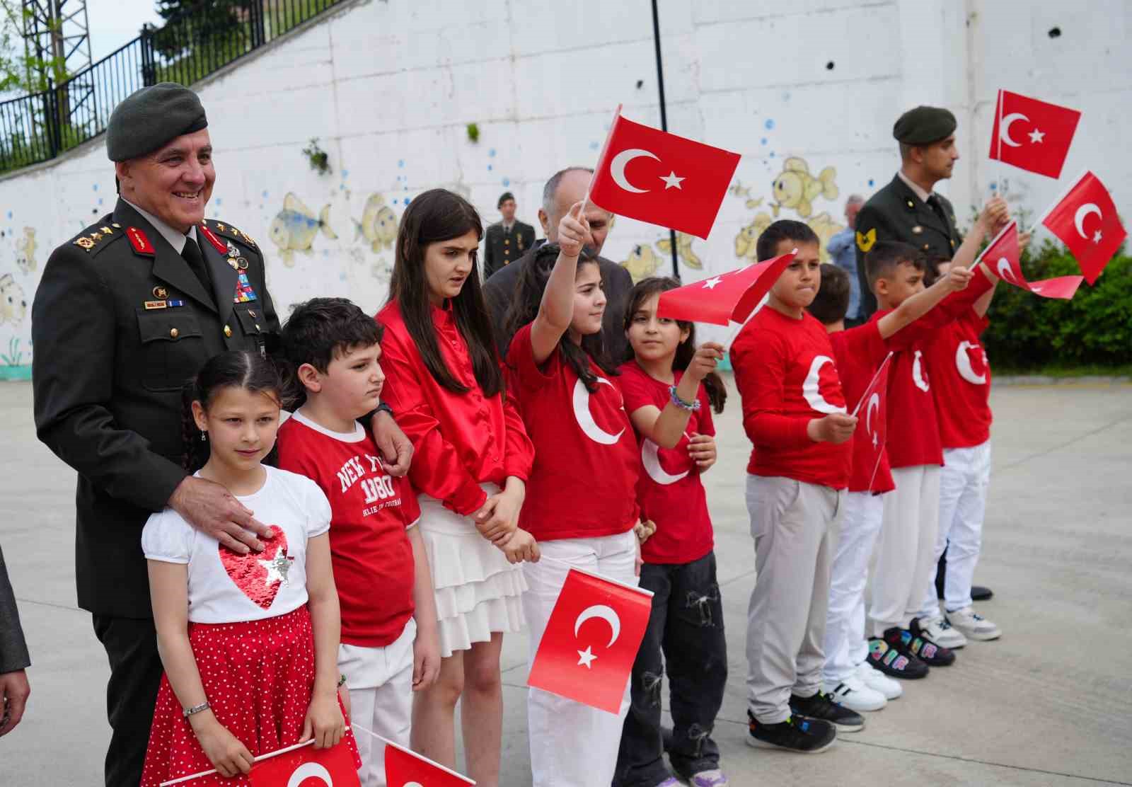 mehmetciklerin mektuplari samsunlu ogrencilerle bulustu 8 GIOfL42F