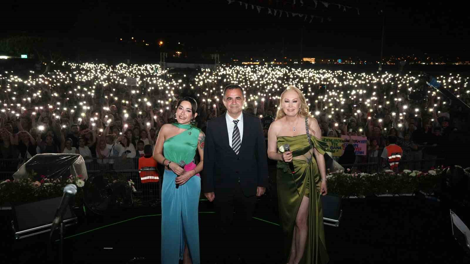 Melek Mosso Alanya’da festivalde sahne aldı 10 melek mosso alanyada festivalde sahne aldi 6 RGQJpKlV