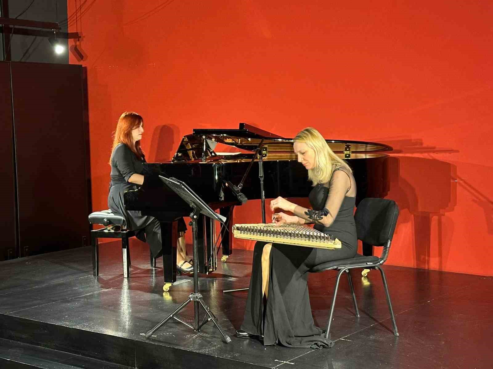 memde kanun ve piyano yankilandi 3 2sLzWDUF