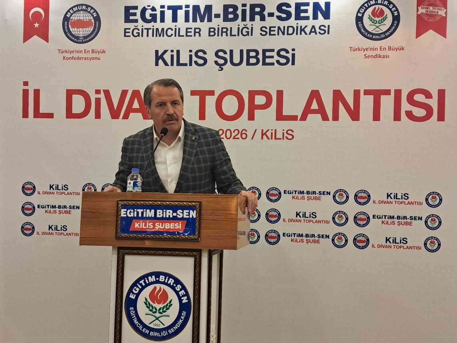 memur sen genel baskani ali yalcin okullarda gerekirse tuslu telefonlara donus olabilir 0 C1BJwGJ1