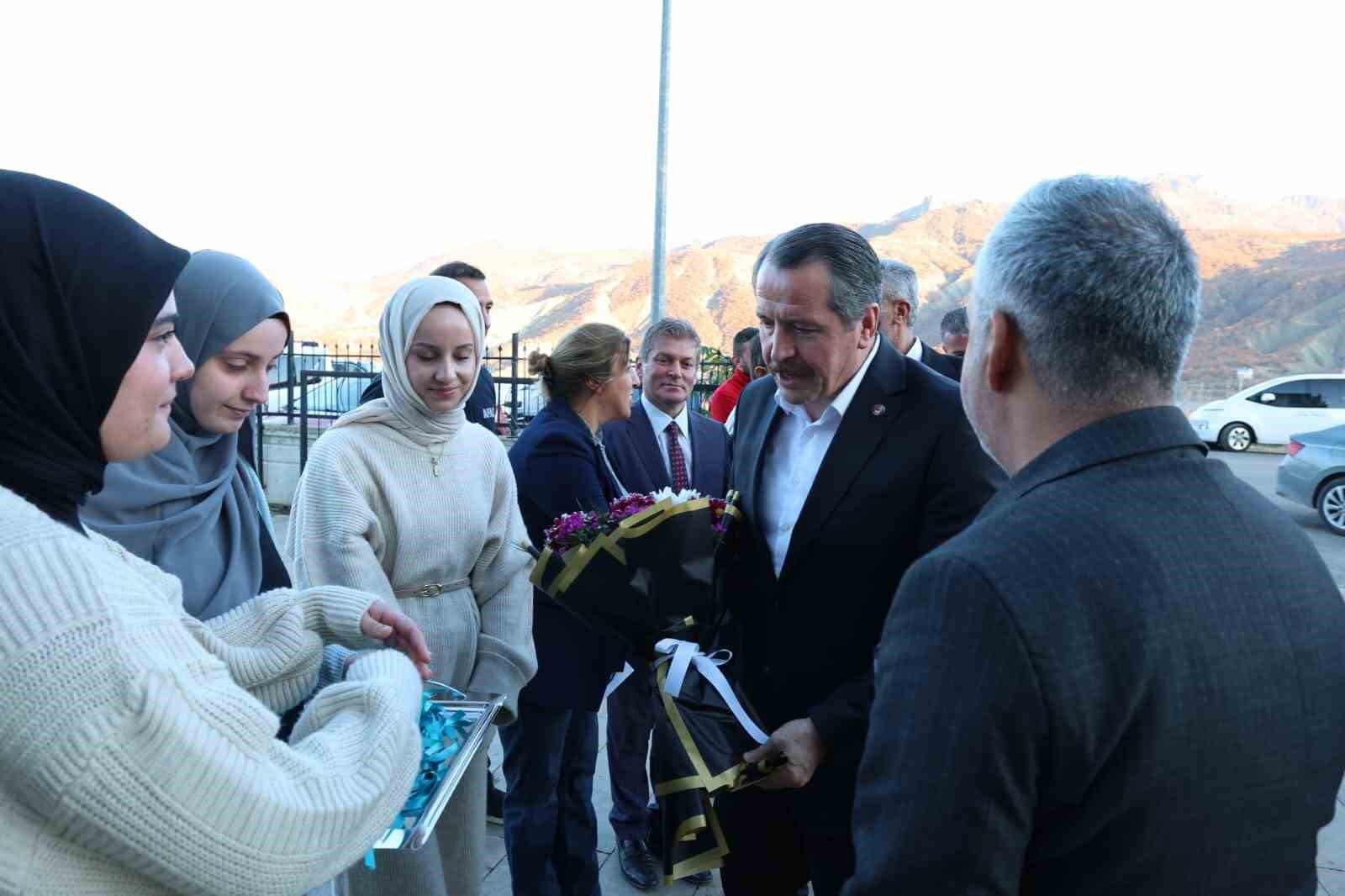 memur sen genel baskani ali yalcin tunceli il divan toplantisinda teskilatla bulustu 0 r8ZL3bm2