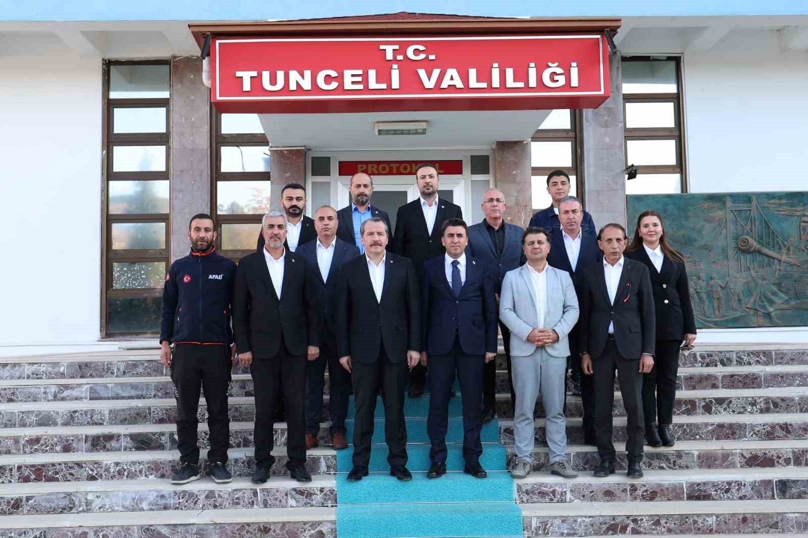 memur sen genel baskani ali yalcin tunceli il divan toplantisinda teskilatla bulustu 2
